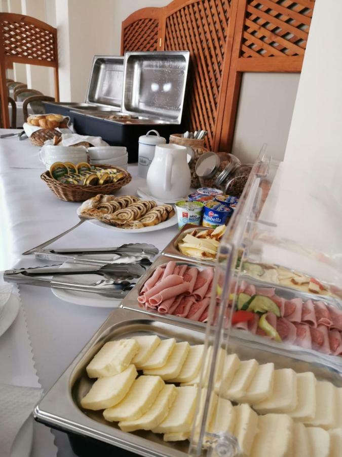 Hotel Poludnica Liptovský Mikuláš Extérieur photo